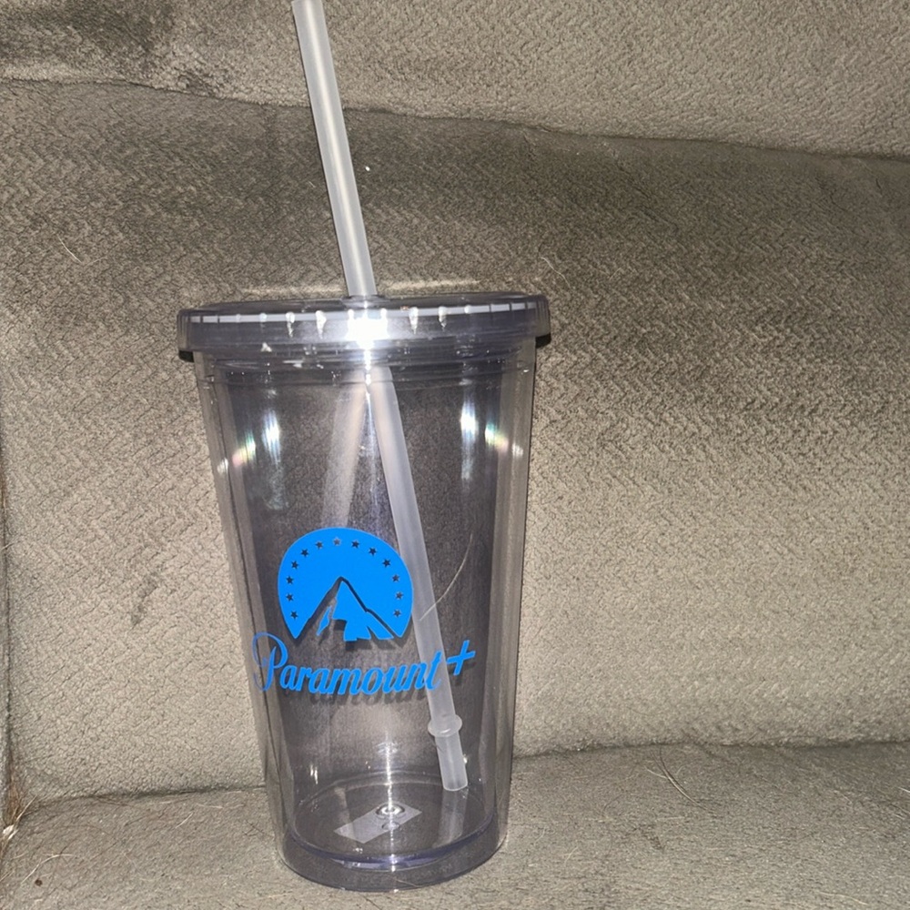 New Paramount + tumbler, BPA free